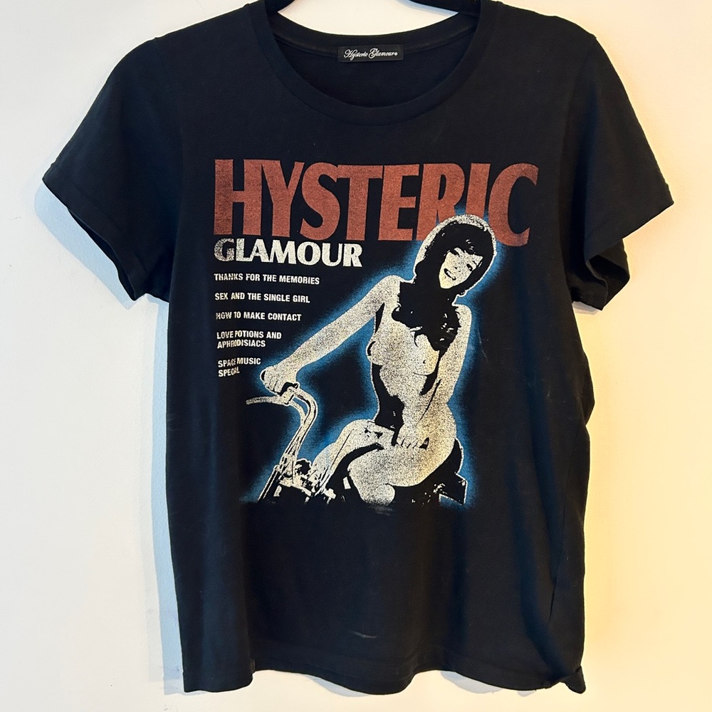 Hysteric Glamour Black and Red Graphic Tee